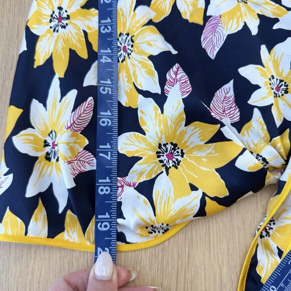 CINQ A SEPT Kristi Floral Silk Crop Top Blouse Size Small Xx1363 - Picture 7 of 9